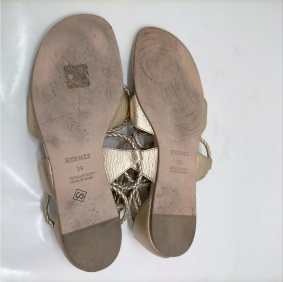 HERMES SANDALS WOMEN GOLD LEATHER (CALF) - Picture 4 of 9